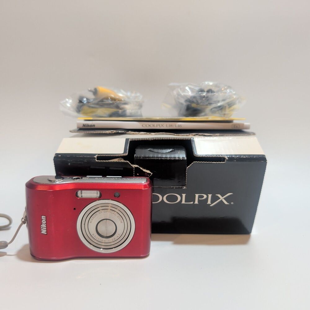 Nikon Coolpix L18 Digital Camera Red 8.0 MP 3X Zoom 3" LCD Tested W Box/ Cables